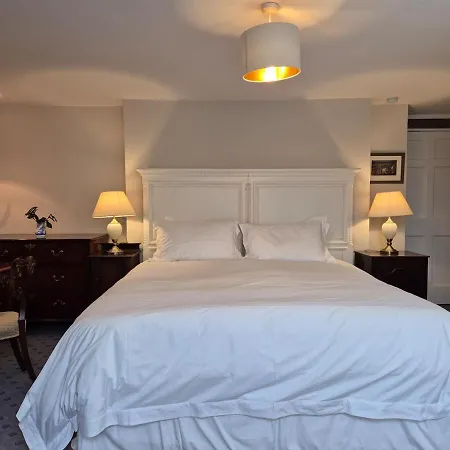 Historic Nile House , Galway City, Sleeps Up To 6 Guests Apartament Feevaghmore